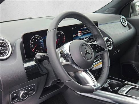 New 2026 Mercedes-Benz GLA 250 image 3