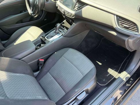 Used 2018 Buick Regal Preferred w/ Sights and Sounds Package AWD/4WD image 21