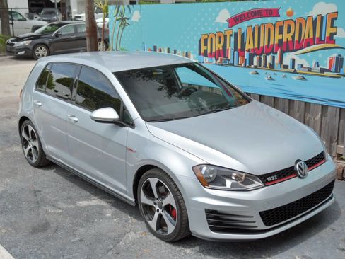 Used 2017 Volkswagen GTI S image 29