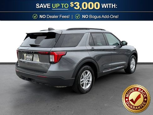 Used 2025 Ford Explorer Active RWD image 7