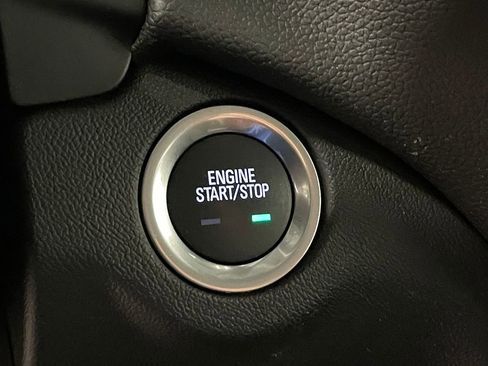 Used 2024 Chevrolet Equinox LT AWD/4WD image 29