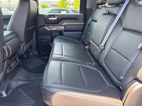 Used 2020 Chevrolet Silverado 2500 LTZ w/ Z71 Off-Road Package AWD/4WD image 7