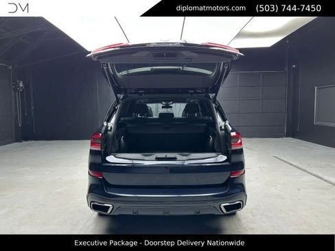 Used 2022 BMW X5 M50i w/ Executive Package AWD/4WD image 46