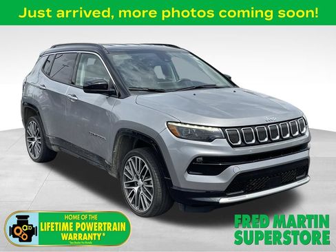 Used 2022 Jeep Compass Limited w/ Elite Group AWD/4WD image 1