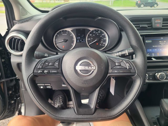 Used 2025 Nissan Versa S w/ S Plus Package FWD image 27