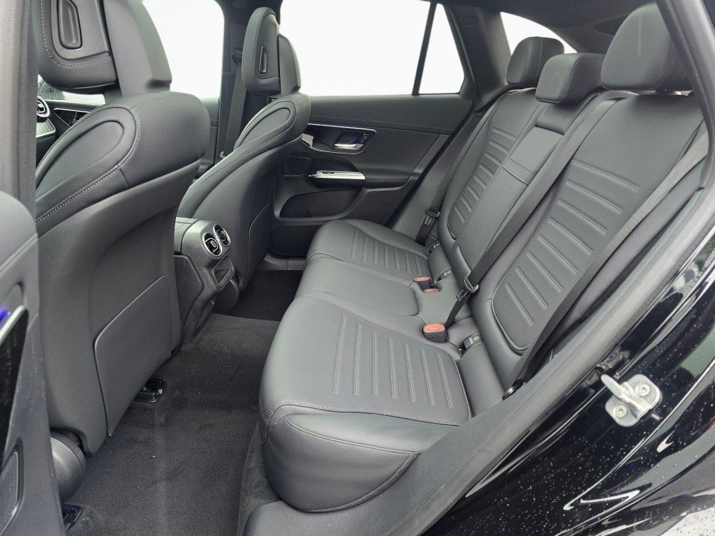 New 2026 Mercedes-Benz GLC 300 4MATIC image 17