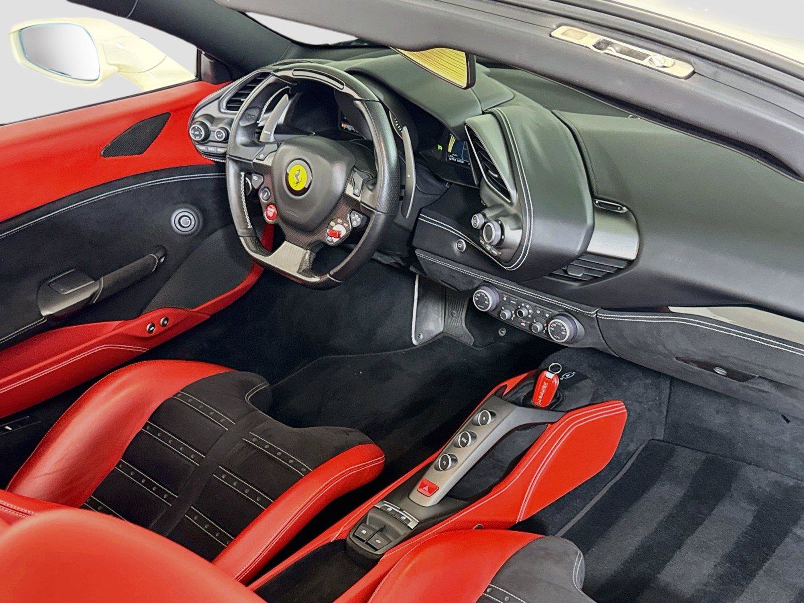 Used 2019 Ferrari 488 Spider RWD image 29