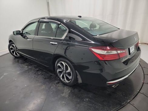 Used 2017 Honda Accord EX-L image 8
