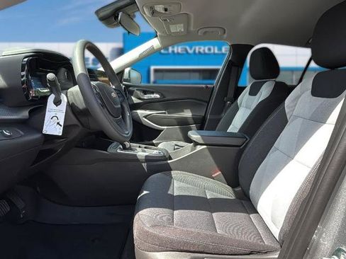 New 2026 Chevrolet Trax LS w/ LS Convenience Package FWD image 21