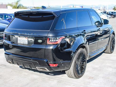 Used 2022 Land Rover Range Rover Sport HSE Dynamic image 9