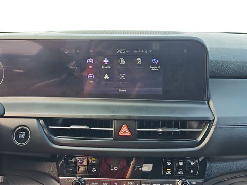 Used 2024 Kia Seltos EX AWD/4WD image 18