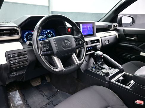 Used 2024 Toyota Tacoma TRD Off-Road AWD/4WD image 11