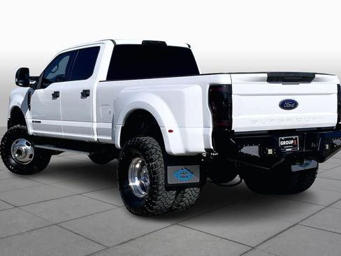 Used 2017 Ford F350 XLT w/ XLT Value Package image 12