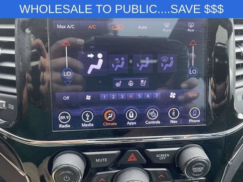 Used 2019 Jeep Grand Cherokee Limited w/ Luxury Group II AWD/4WD image 33