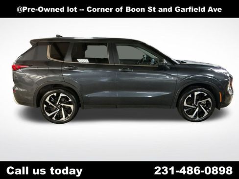 Used 2024 Mitsubishi Outlander SE AWD/4WD image 6