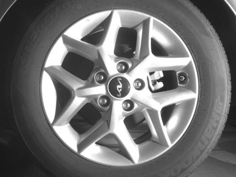 Used 2025 Kia Soul LX w/ LX Technology Package FWD image 17