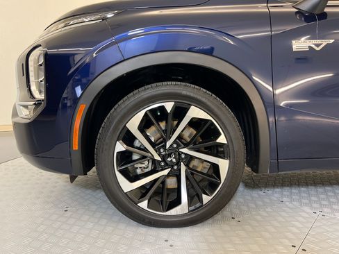 Used 2023 Mitsubishi Outlander SEL 40th Anniversary image 11