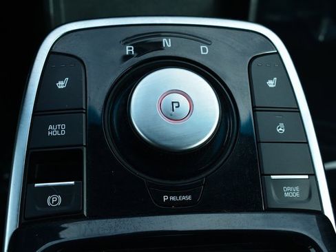 Used 2022 Kia Niro EX w/ Cold Weather Package image 25