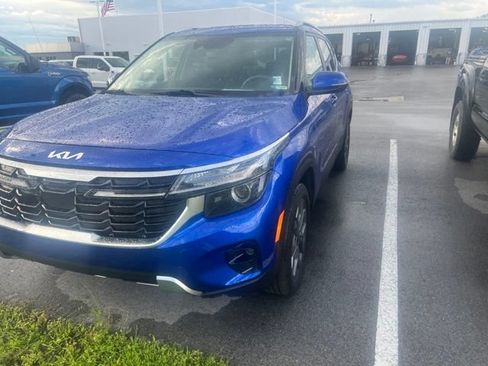 Used 2024 Kia Seltos S AWD/4WD image 8
