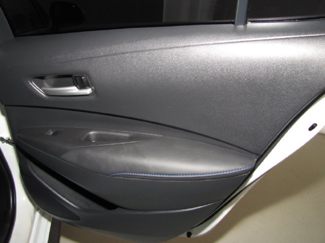 Used 2021 Toyota Corolla SE w/ Carpet Mat Package (TMS) FWD image 41