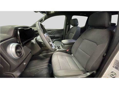 Used 2026 Chevrolet Colorado LT w/ Advanced Trailering Package AWD/4WD image 12