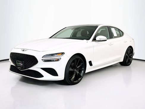 Used 2023 Genesis G70 2.0T w/ Sport Prestige Package image 3