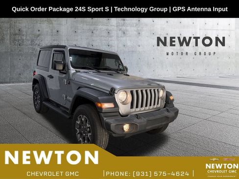 Used 2018 Jeep Wrangler Sport AWD/4WD image 1