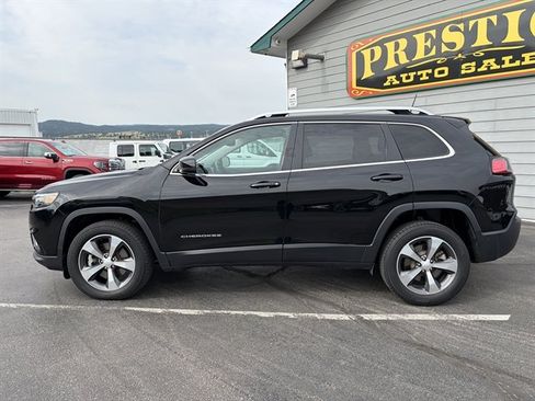Used 2019 Jeep Cherokee Limited AWD/4WD image 9