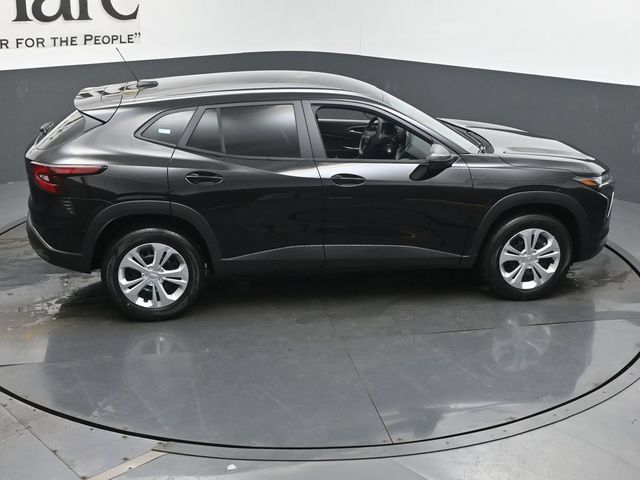 New 2026 Chevrolet Trax LS FWD image 18