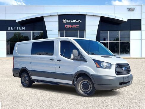 Used 2018 Ford Transit 250 130 Low Roof RWD image 1
