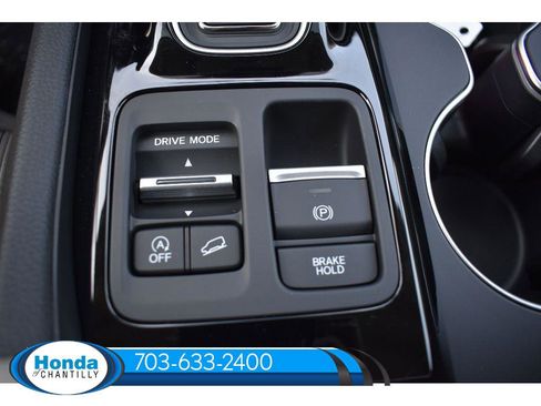 New 2026 Honda Pilot Touring image 18