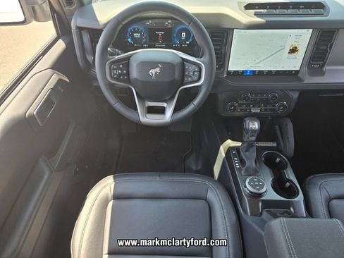 New 2026 Ford Bronco Badlands AWD/4WD image 10