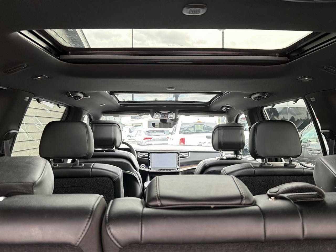 Used 2024 Jeep Grand Wagoneer L 4WD image 6