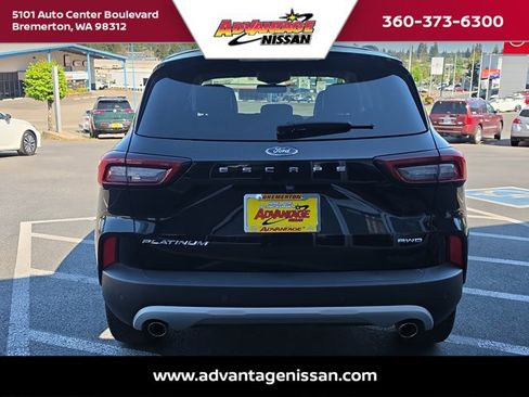 Used 2024 Ford Escape Platinum AWD/4WD image 4