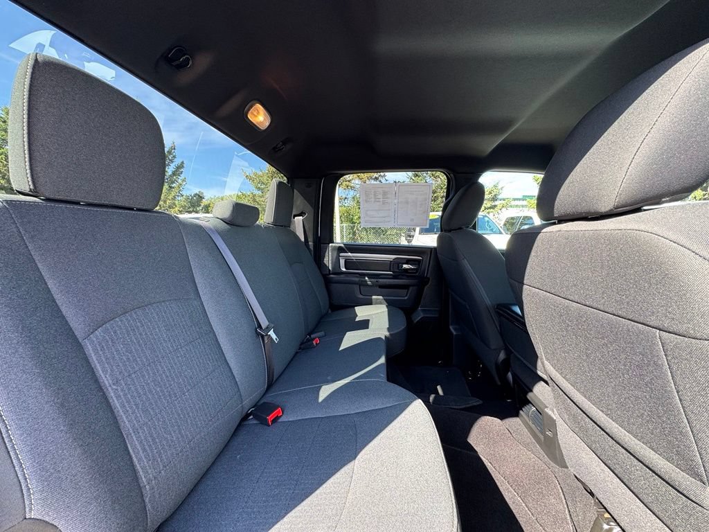 Used 2021 RAM 1500 Warlock AWD/4WD image 39