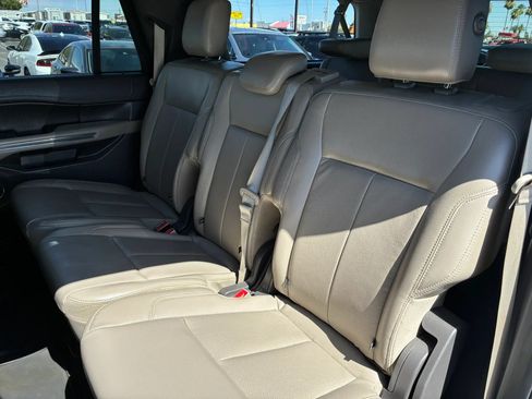 Used 2019 Ford Expedition Max XLT w/ Equipment Group 201A AWD/4WD image 22