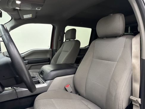 Used 2017 Ford F150 XLT w/ Equipment Group 302A Luxury image 16