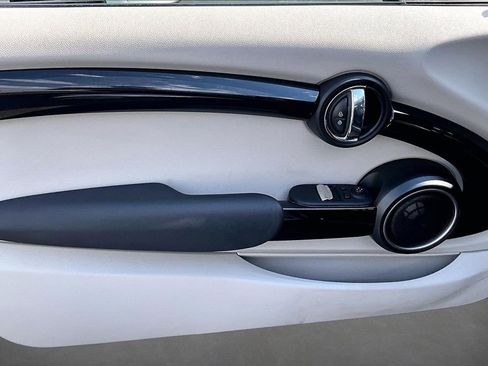 Used 2015 MINI Cooper S FWD image 19