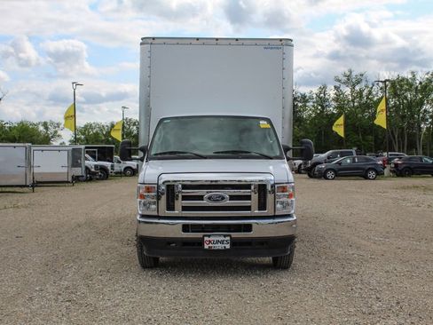 New 2025 Ford E-450 and Econoline 450 Super Duty w/ Power Equipment Group image 9