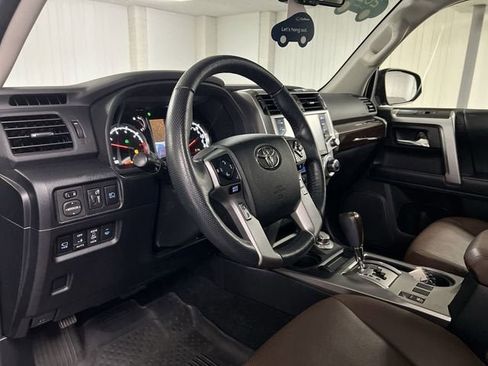 Used 2023 Toyota 4Runner Limited AWD/4WD image 10