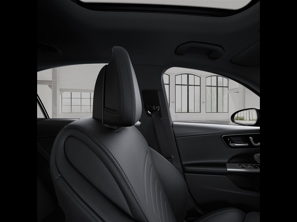 Certified 2026 Mercedes-Benz C 300 4MATIC Sedan image 43