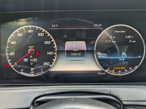 Used 2018 Mercedes-Benz S 560 Sedan image 34