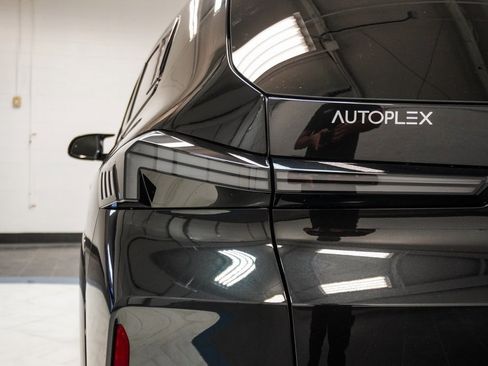 Used 2025 BMW XM Label Red image 46