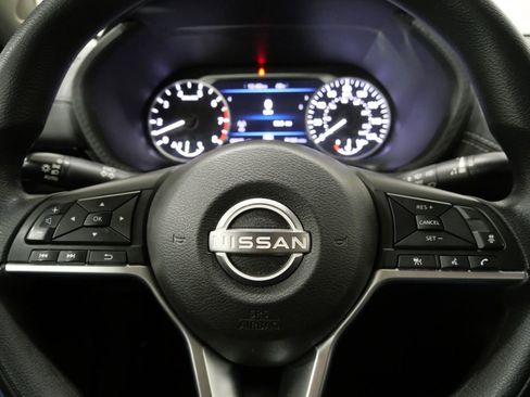 Used 2024 Nissan Sentra SV image 16