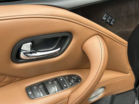 Certified 2024 INFINITI QX80 Sensory image 16