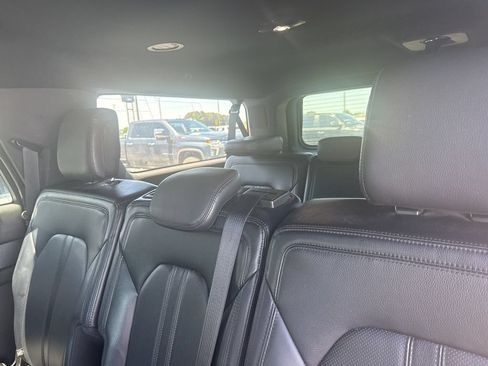 Used 2019 Ford Expedition Max Limited AWD/4WD image 11