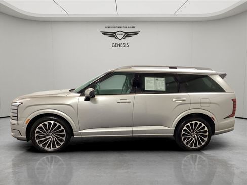 Used 2026 Hyundai Palisade Calligraphy AWD/4WD image 2