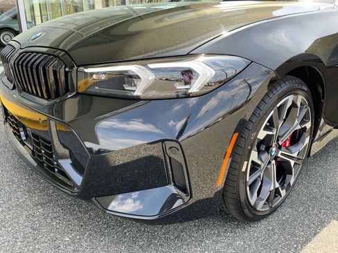 New 2026 BMW 330i Sedan w/ M Sport Package image 26
