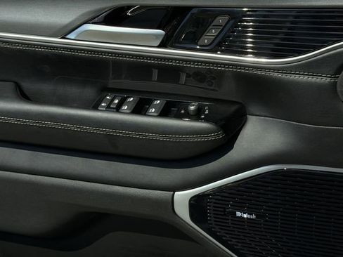 New 2026 Jeep Grand Wagoneer Limited AWD/4WD image 31