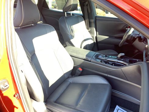 Used 2023 Toyota Crown image 44